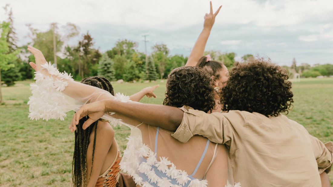 Festival Ready: The Ultimate Guide to Long-Lasting Outdoor Makeup